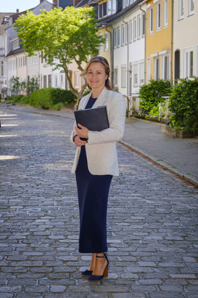Lilli Schmidt Immobilienmaklerin in Bremen