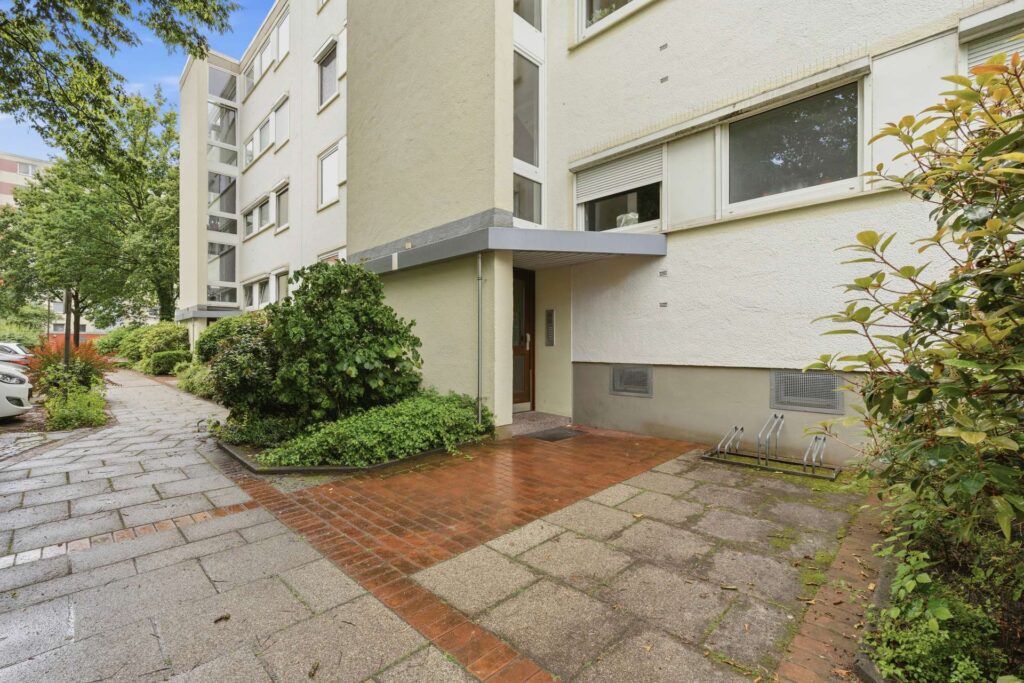 Charmante 3 ZKB mit Balkon und Einbauküche