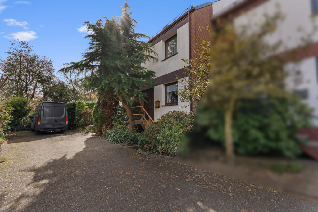 Ihr neues Zuhause mit Potenzial, Reihenmittelhaus mit Garage